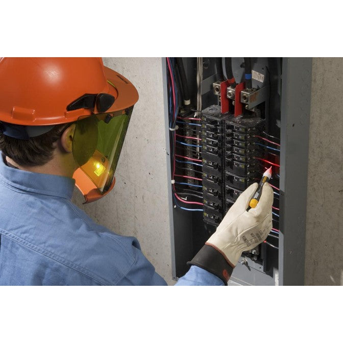 FLUKE 2AC/90-1000V Voltage Tester